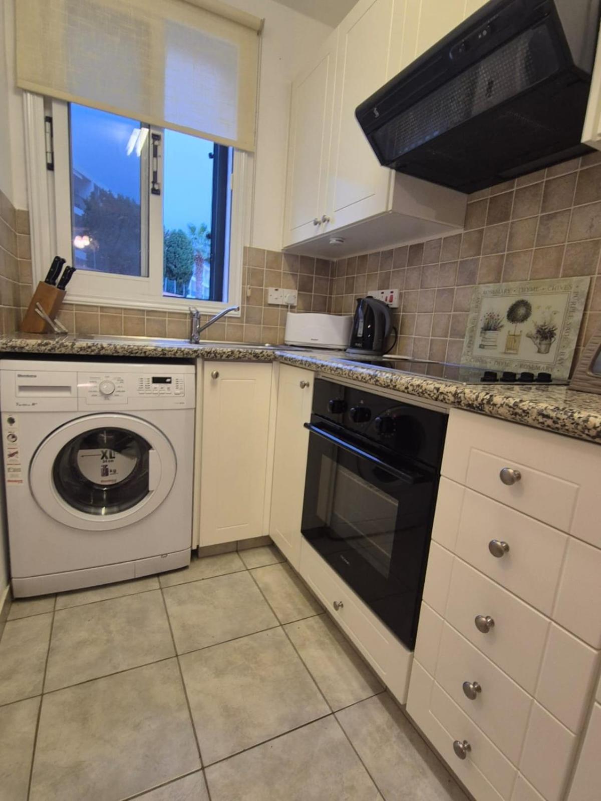 2 Bedroom Townhouse Lower Peyia Paphos Cyprus מראה חיצוני תמונה
